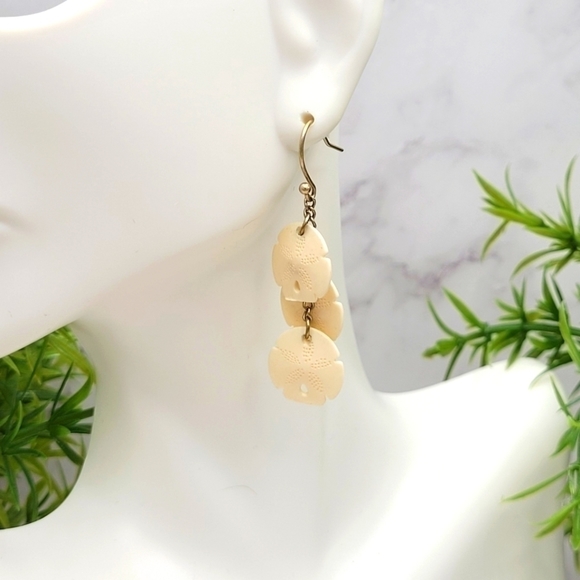 Jewelry - Coldwater Creek Gold Sand dollar earrings